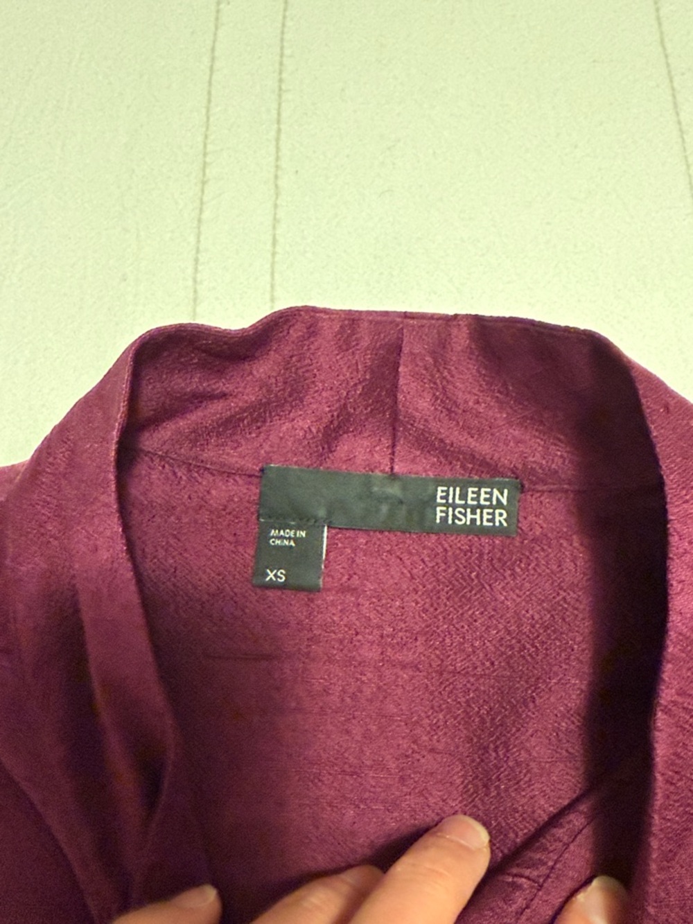 Eileen Fisher Silk Dupioni Mandarin Collar Top | Size XS | Magenta/Plum - Picture 4 of 7